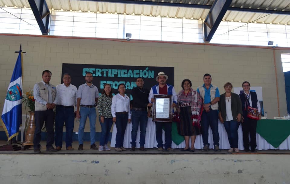 Entregan certificación ECOFAM a la Municipalidad de San Gaspar Chajul