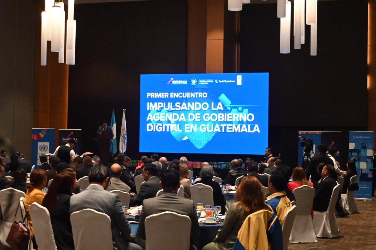 La Comisión Presidencial de Asuntos Municipales estuvo presente en el evento “Impulsando la Agenda de Gobierno Digital en Guatemala”,